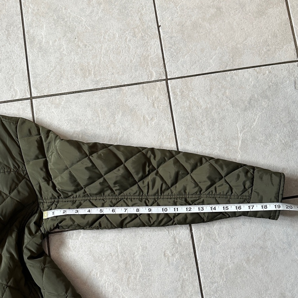 ROOTS Y2K Women’s Minimalist Olive Quilted Coat with Sleeve Patch Sz Lg - Picture 17 of 17